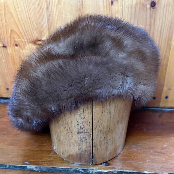 Vintage floppy mink beret - Picture 1 of 7